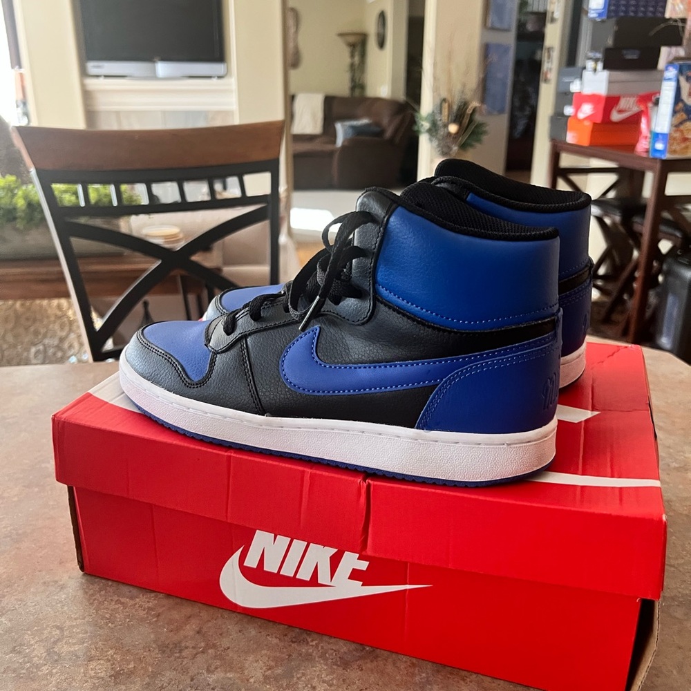 Nike Ebernon Mid